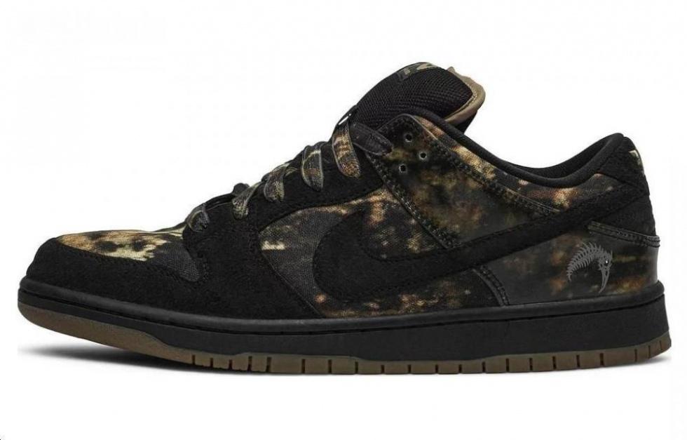 Nike Sb Dunk Low Pushead 2