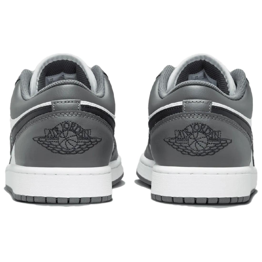 Jordan 1 Low Iron Grey купить в интернет-магазине Yoocart с быстрой доставкой по России.