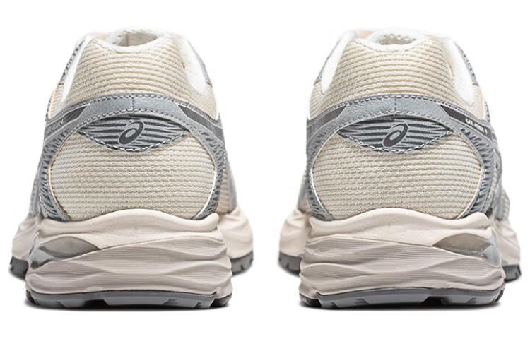 Asics Gel Flux 4 White Grey купить в интернет-магазине Yoocart с быстрой доставкой по России.