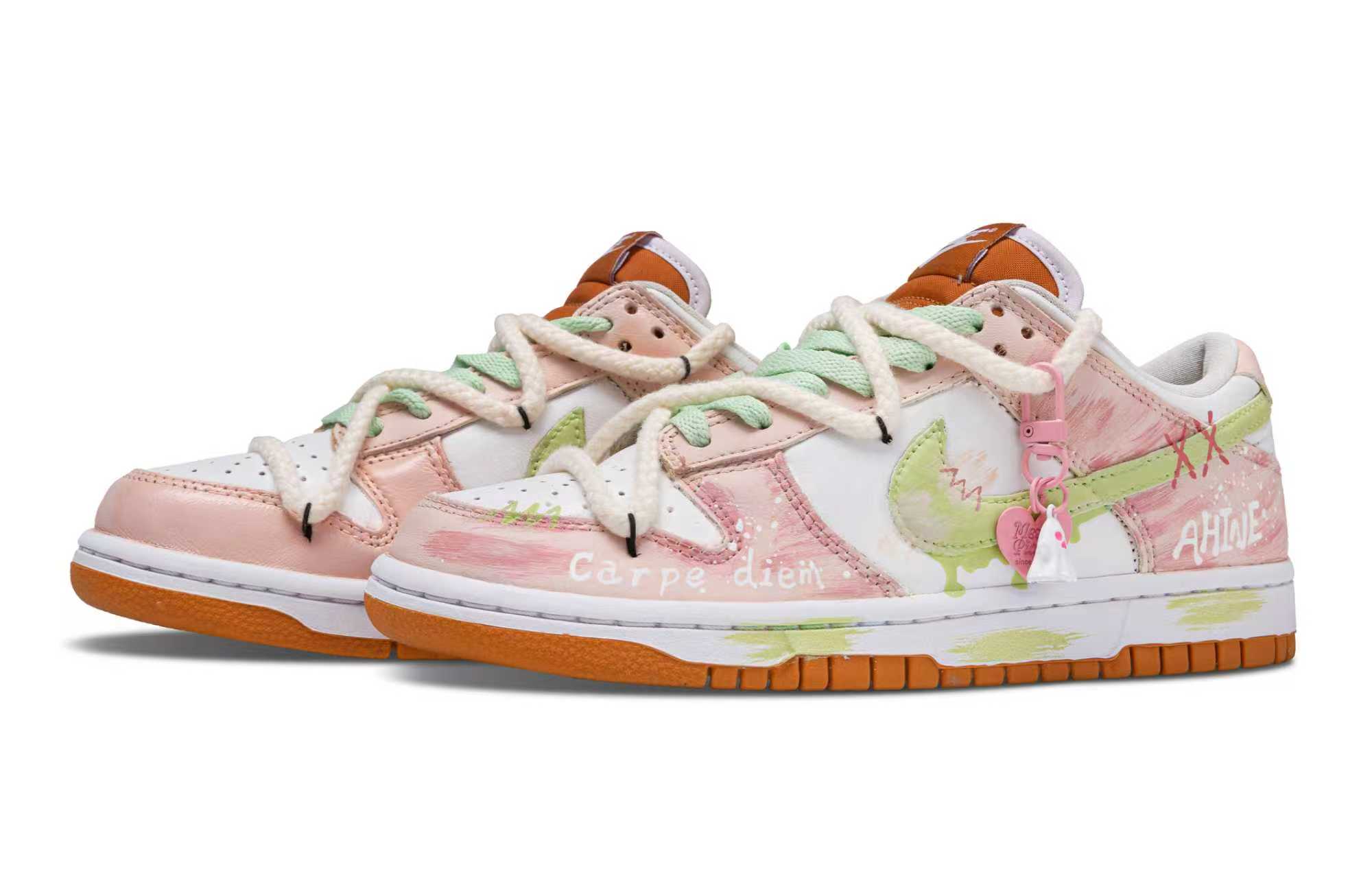 Nike Dunk Guava Sugar Cube Abrasion Resistant Low top Skateboard Shoes Unisex Pink Green купить в интернет-магазине Yoocart с быстрой доставкой по России.