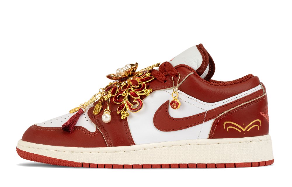 Jordan Air Jordan 1 Abrasion Resistant, Breathable, Lightweight Low top Vintage Basketball Shoes Women's White Red