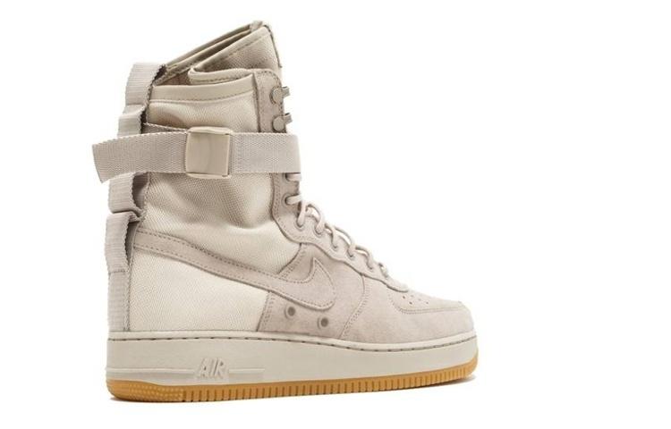 Nike Sf Air Force 1 String купить в интернет-магазине Yoocart с быстрой доставкой по России.