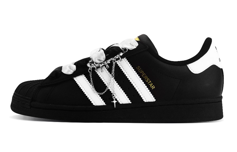 Adidas Originals SUPERSTAR Anti-Slip And Wear-Resistant Lightweight Low-Top Skateboard Shoes Unisex Black White