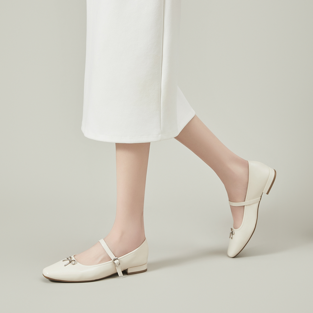 EBLAN Mary Jane Shoes Women's Beige купить в интернет-магазине Yoocart с быстрой доставкой по России.