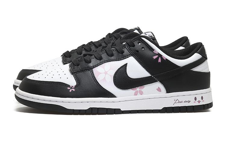 Nike Dunk Low Black Low top Skateboard Shoes GS Black White купить в интернет-магазине Yoocart с быстрой доставкой по России.