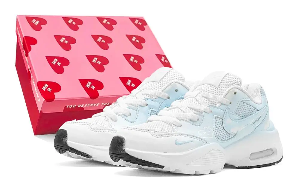Nike Air Max Fusion Abrasion Resistant Low Top Running Shoes Women's Blue White