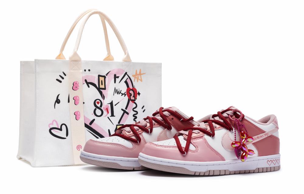 Nike Dunk 811 Manufacture Love Chapter Canvas Bag Low-Top Skateboard Shoes GS Pink White