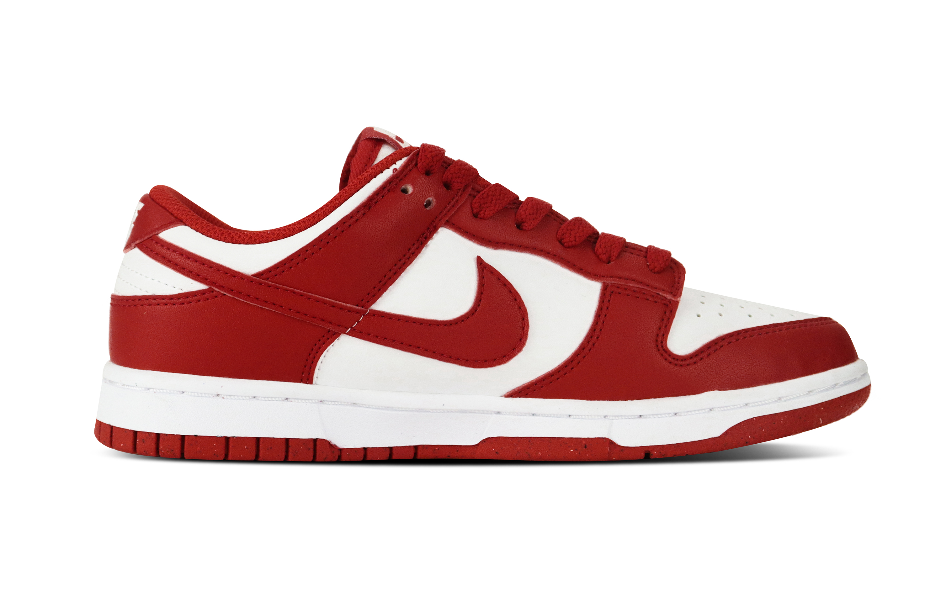 Nike Dunk Wear resistant And Lightweight Low top Skateboard Shoes Unisex Red