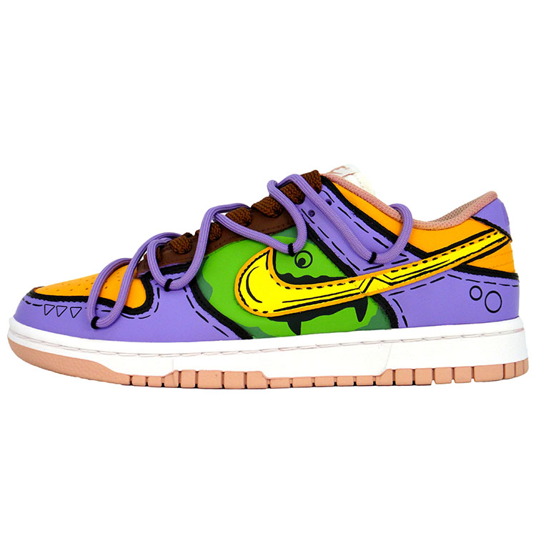 Nike Dunk Low Top Skateboard Shoes Women's Purple