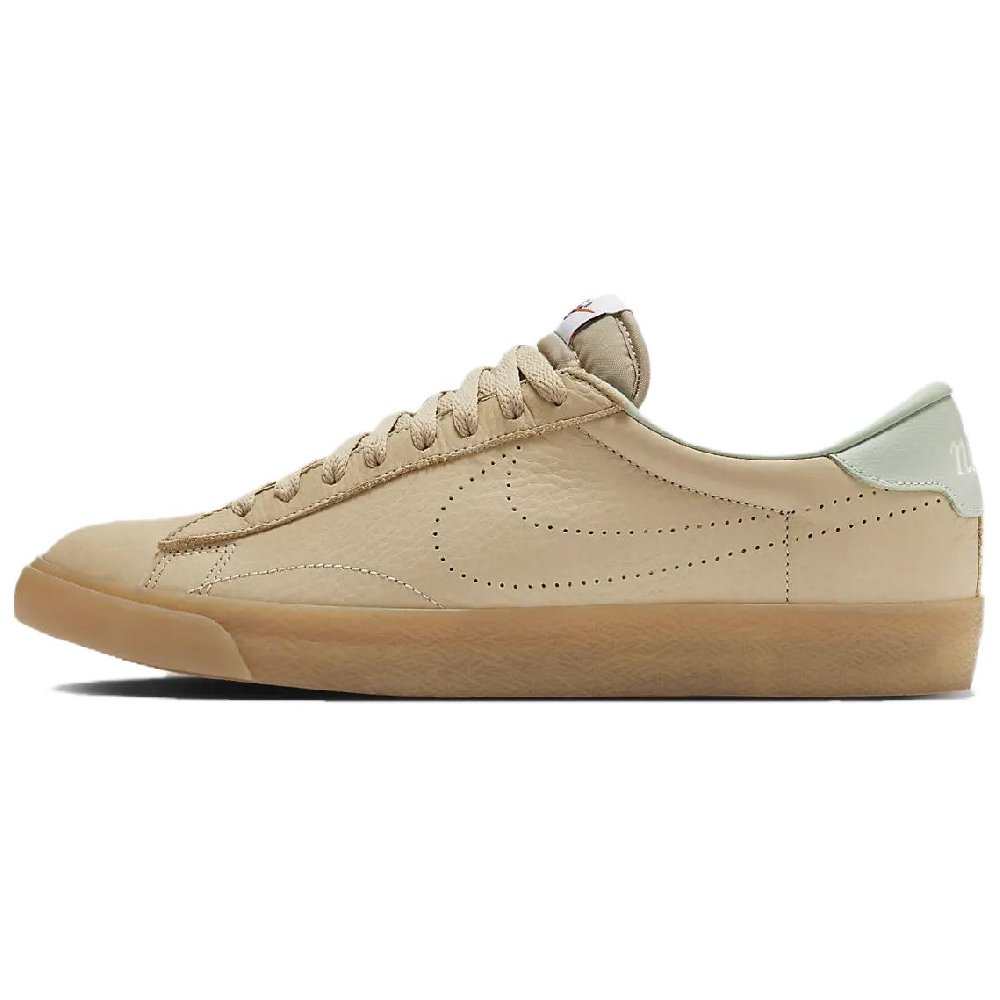 Nike Tennis Classic Anti Slip Wear Resistant Low Top Skateboard Shoes Unisex Light Yellow