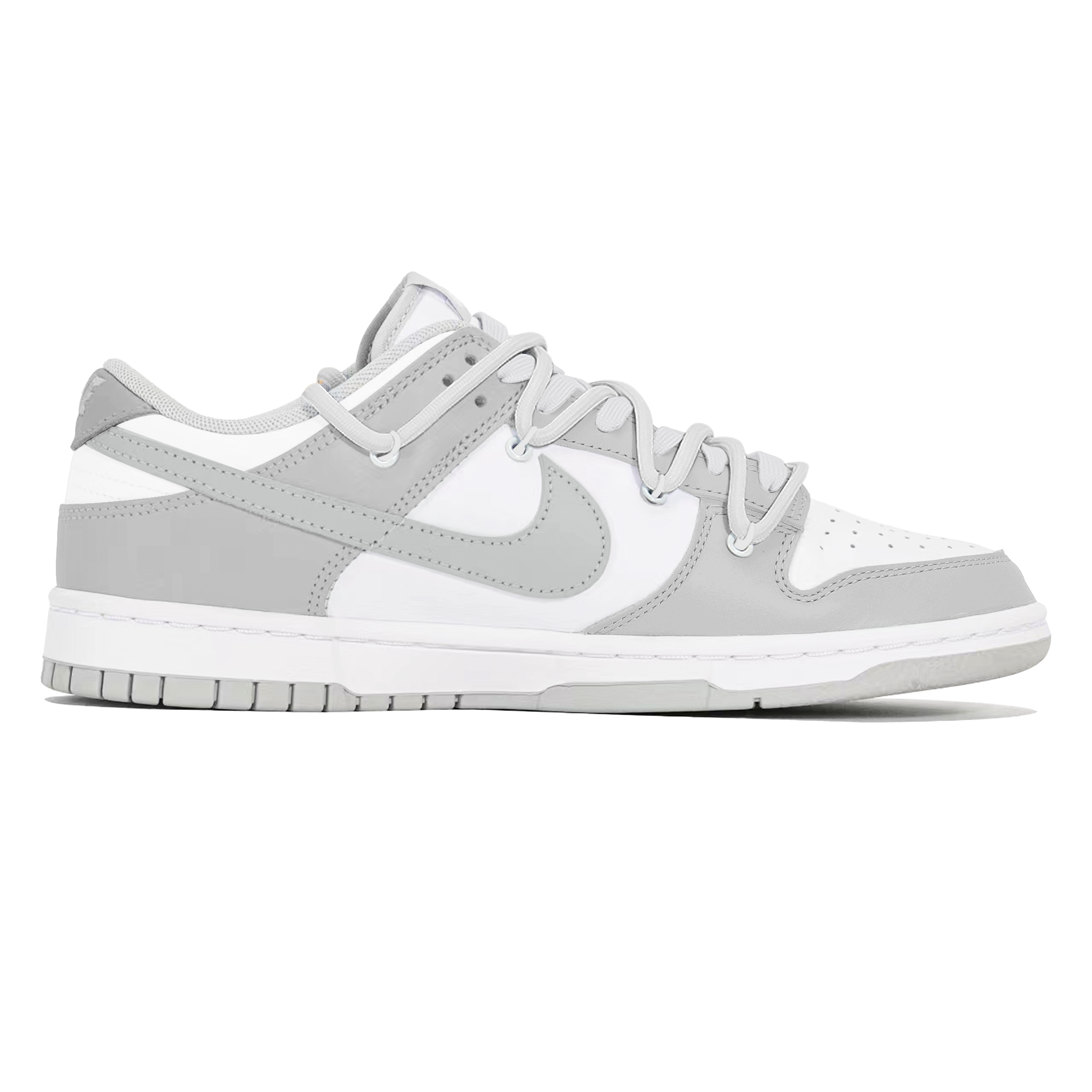 Nike Dunk Low Top Skateboard Shoes Women's White купить в интернет-магазине Yoocart с быстрой доставкой по России.