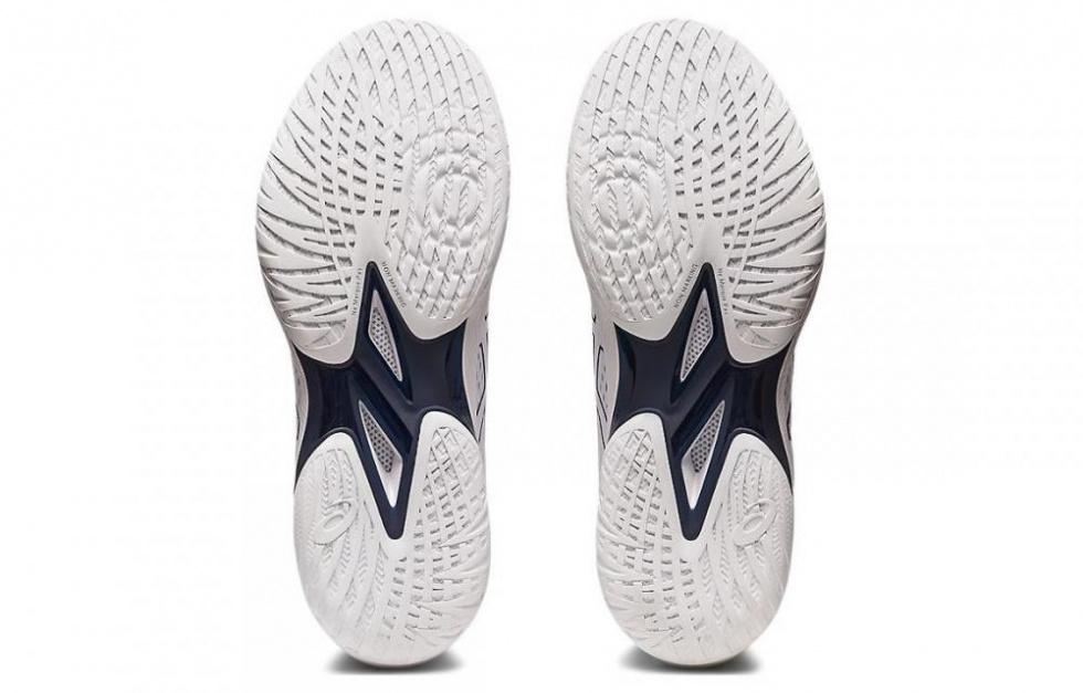 Asics Gelhoop V15 купить в интернет-магазине Yoocart с быстрой доставкой по России.