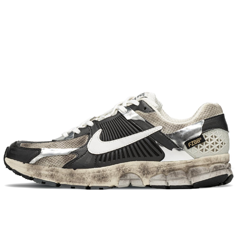 Nike Air Zoom Vomero 5 Breathable Moisture Wicking Low Top Running Shoes Unisex Black Brown
