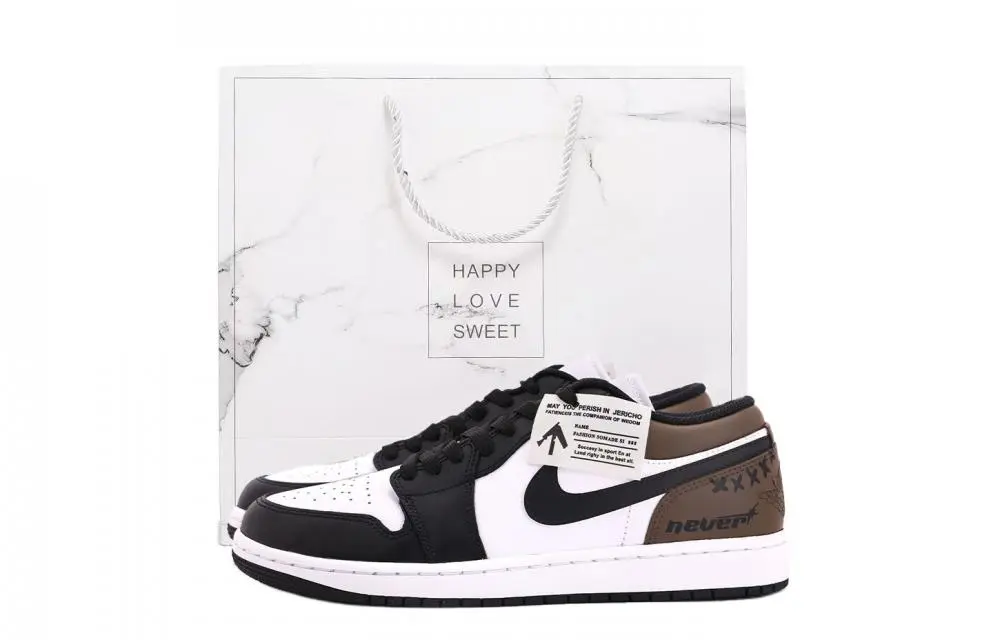 Jordan Air Jordan 1 Abrasion Resistant Coverage Low top Vintage Basketball Shoes Unisex Black Gray