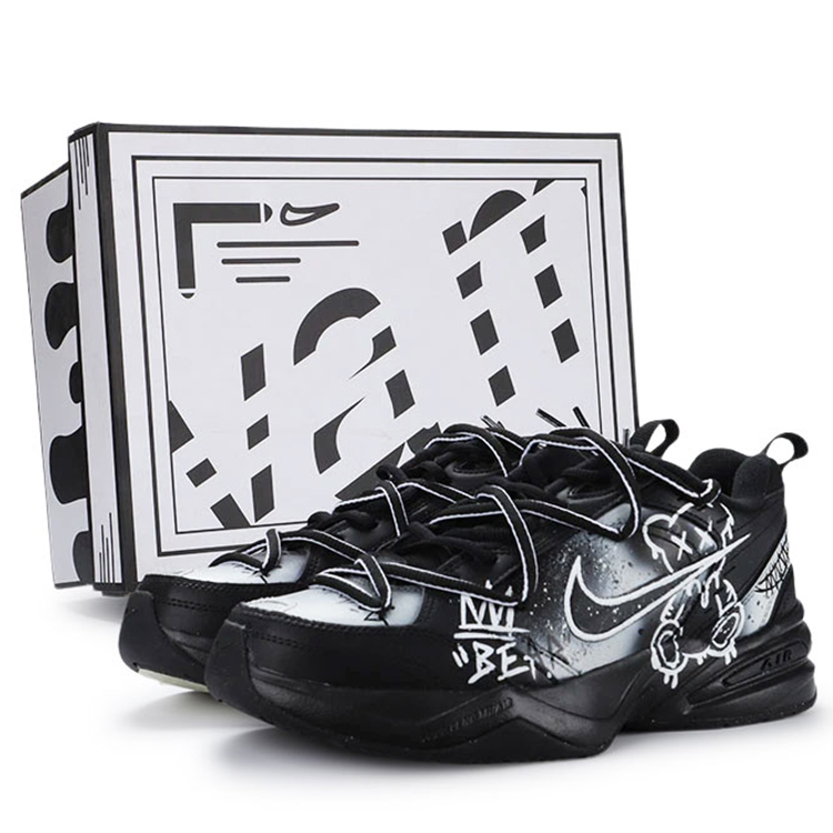Nike Air Monarch 4 Low-Top Chunky Sneakers Unisex Black White