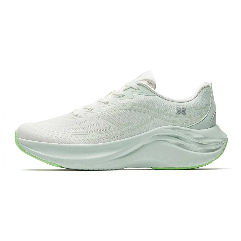 Anta Low top Running Shoes Women's Ivory White/Light Sunlit Green