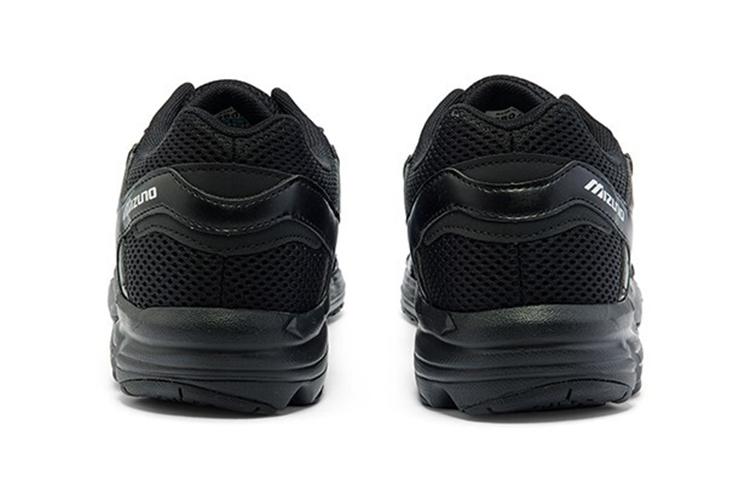 Mizuno Spark Cn Black/Silver купить в интернет-магазине Yoocart с быстрой доставкой по России.