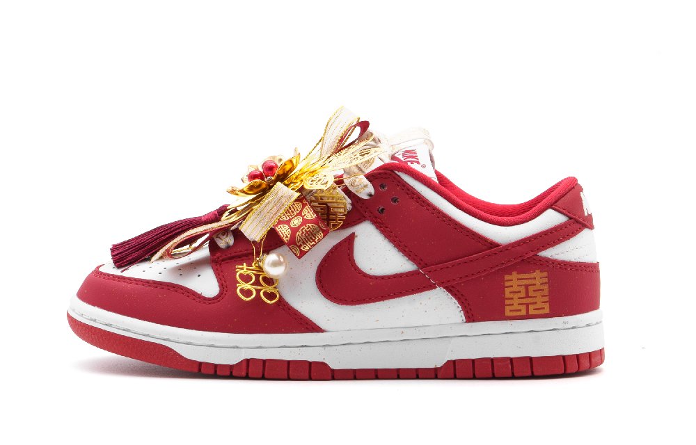 Nike Dunk Cushioning, Wear Resistant Low Top Skateboard Shoes Unisex Red