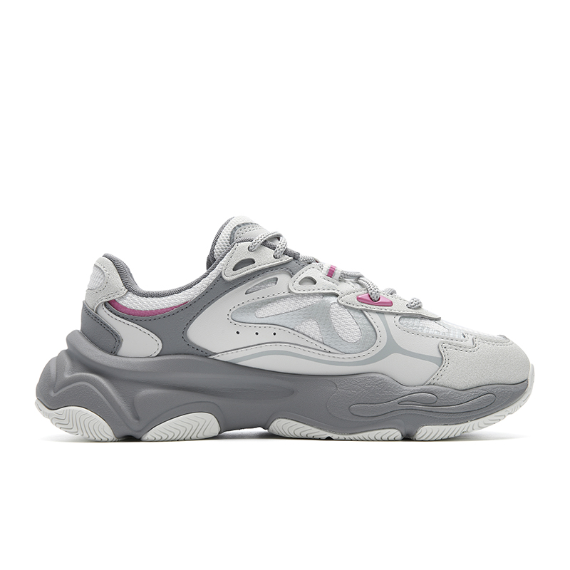 FILA Coverage Abrasion Resistant Lightweight Breathable Slip Resistant Low top Casual Shoes Women's Gray White