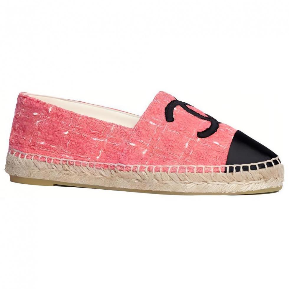 CHANEL Casual Single Shoes Women's Pink Black купить в интернет-магазине Yoocart с быстрой доставкой по России.