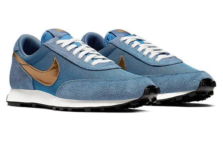 Nike Daybreak Metallic Gold