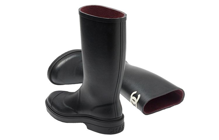 CHANEL Rubber Rain Boots Black Women's купить в интернет-магазине Yoocart с быстрой доставкой по России.