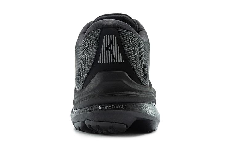 Wave Inspire Mizuno 17 'Triple Black'