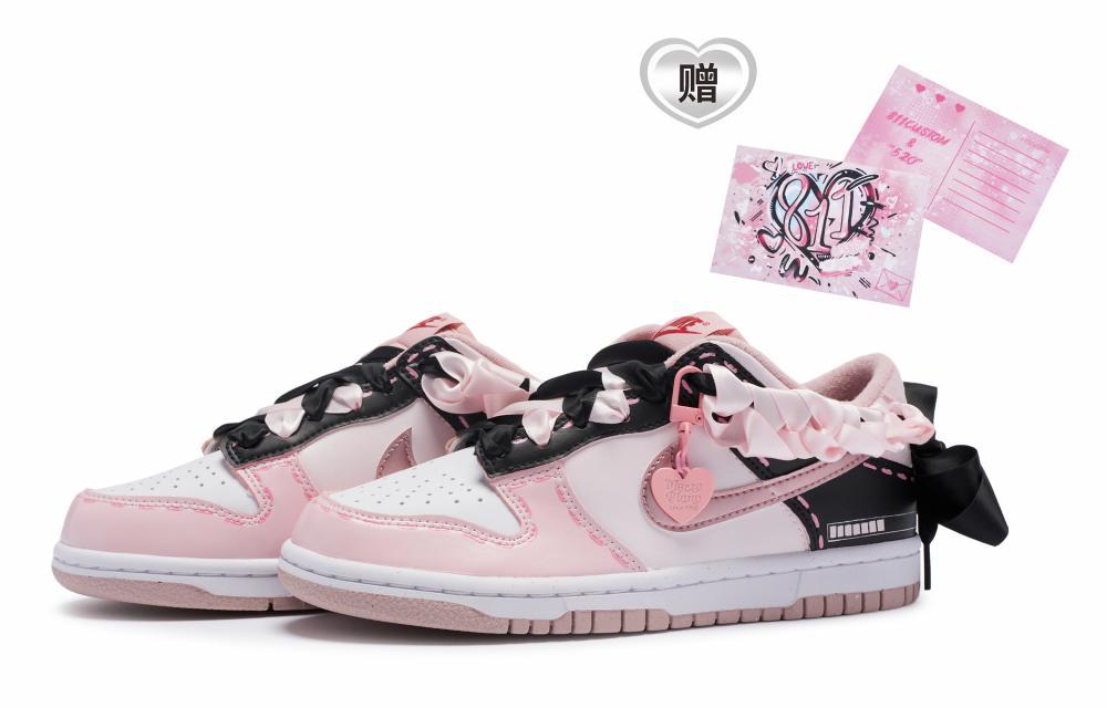 Nike Dunk 811 Manufacturing, Crimson Heart Notes Low Top Skateboard Shoes Women's Pink Black