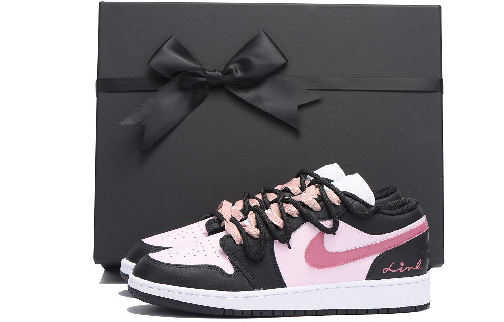 Jordan Air Jordan 1 Vintage Basketball Shoes Women's Low Top Black Pink