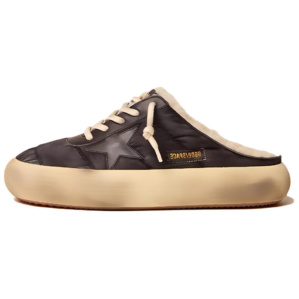 Golden Goose Space Star Rubber Sole Closed Toe Slippers Women's Black