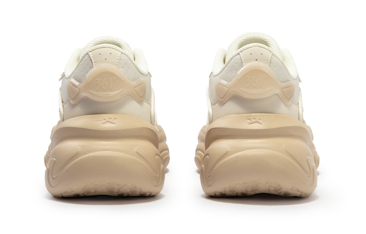 361° Moe Claws Slip Resistant, Abrasion Resistant, Breathable Low Top Casual Shoes Women's Apricot Tea Brown купить в интернет-магазине Yoocart с быстрой доставкой по России.