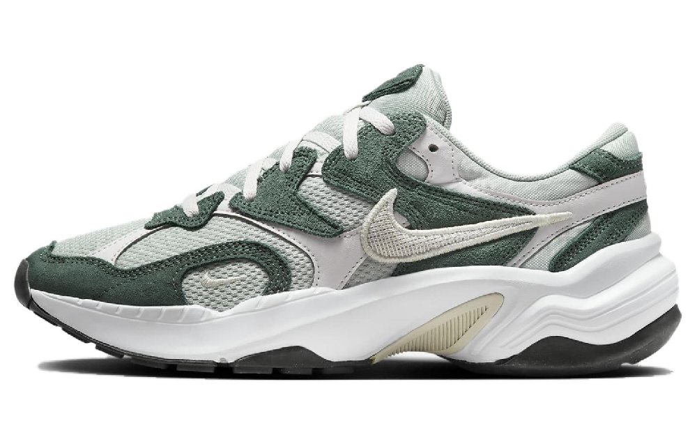 NIKE Беговые кроссовки Low Top Бело-зеленый Женские