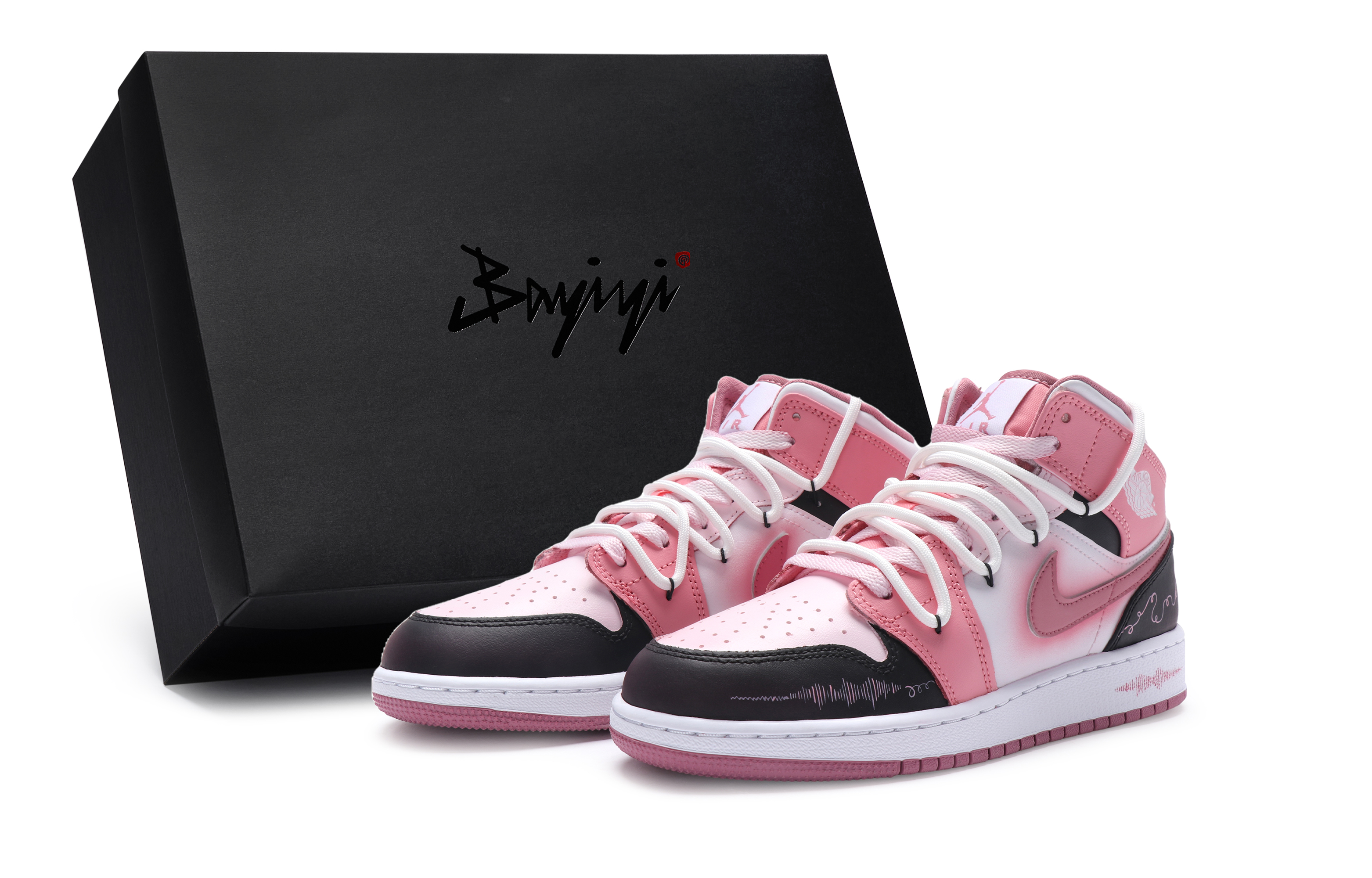 Jordan Air Jordan 1 Vintage Basketball Shoes Women's Mid top White