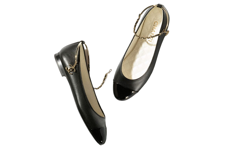 CHANEL Women's Casual Shoes Women's Black купить в интернет-магазине Yoocart с быстрой доставкой по России.