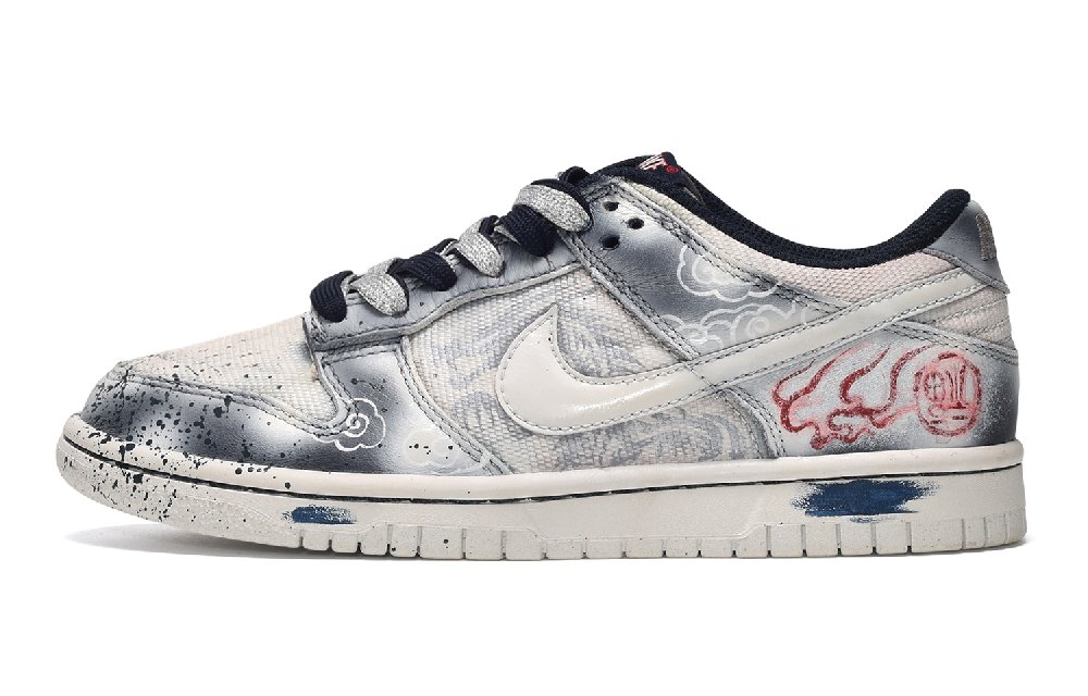 Nike Dunk CUS ID CNY Cloud Pattern Ink Splatter Low-Top Skateboard Shoes Women's White Blue