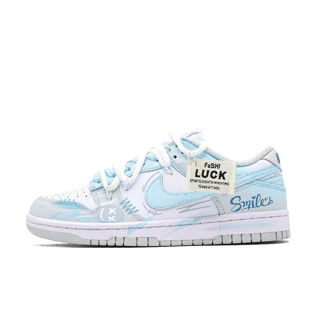 Nike Dunk Graffiti Trajectory Slip Resistant Cushioning Abrasion Resistant Low Top Skateboard Shoes Unisex Light Blue