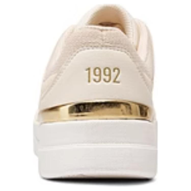 Skechers Court Classics Lightweight And Breathable Low Top Skateboard Shoes Women's Peach