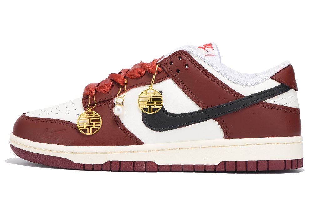 Nike Dunk Coverage Anti-Slip And Wear-Resistant Low-Top Skateboard Shoes Women's Red