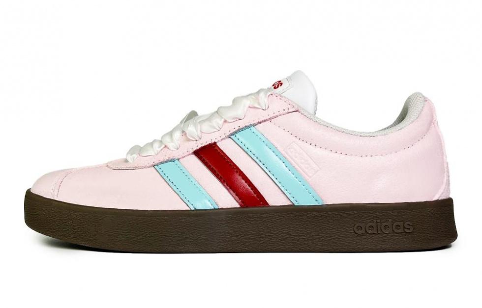 Adidas Neo Vl Court Classic Little Sakura Story Anti-Slip Wear-Resistant Low-Top Skateboard Shoes Unisex Pink Blue
