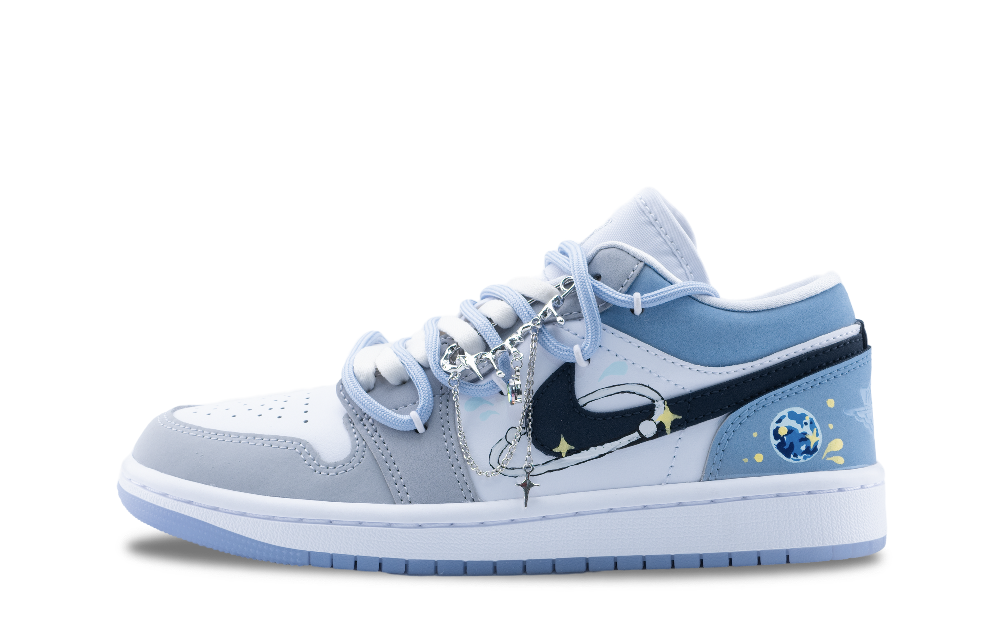 Jordan Air Jordan 1 The Universe Anti Slip Wear Resistant Low Top Vintage Basketball Shoes Unisex Sky Blue