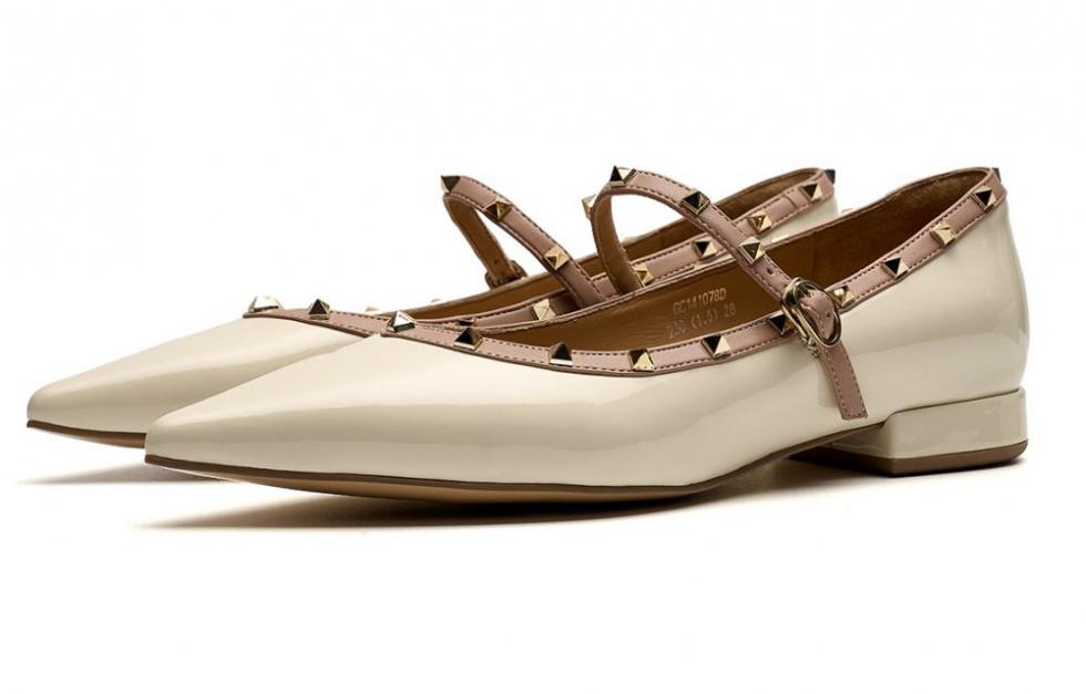 EBLAN Casual Shoes Women's Ecru купить в интернет-магазине Yoocart с быстрой доставкой по России.