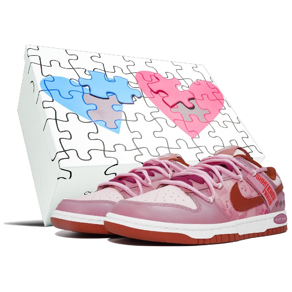 Nike Dunk Low LTDZ Love Tarot, Box Slip Resistant Low Top Skateboard Shoes Women's Stars Red Pink