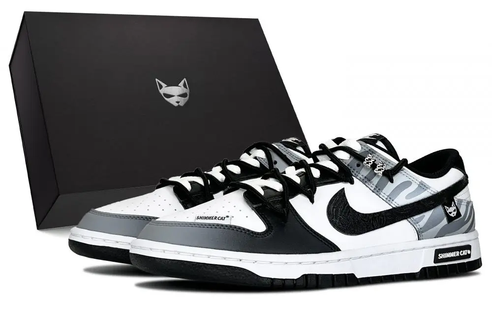 Nike Dunk Skateboard Shoes Unisex Low top Black/White