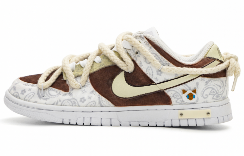 Nike Dunk Skateboard Shoes Women's Low-Top White Brown