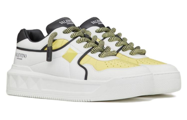 Valentino ONE STUD XL Low Top Skateboard Shoes Men's White Yellow