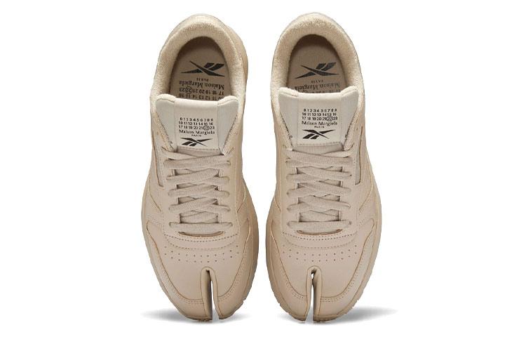 Reebok Classic Leather Tabi Maison Margiela Tan купить в интернет-магазине Yoocart с быстрой доставкой по России.