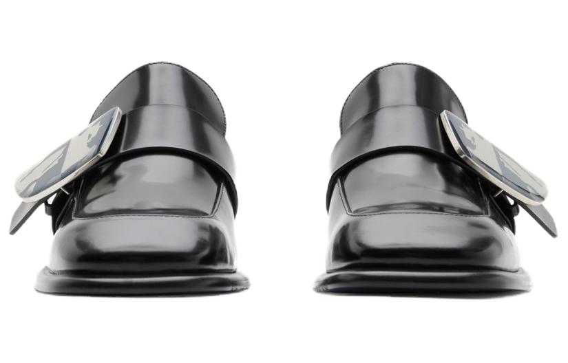 Burberry Shield Leather Loafers купить в интернет-магазине Yoocart с быстрой доставкой по России.