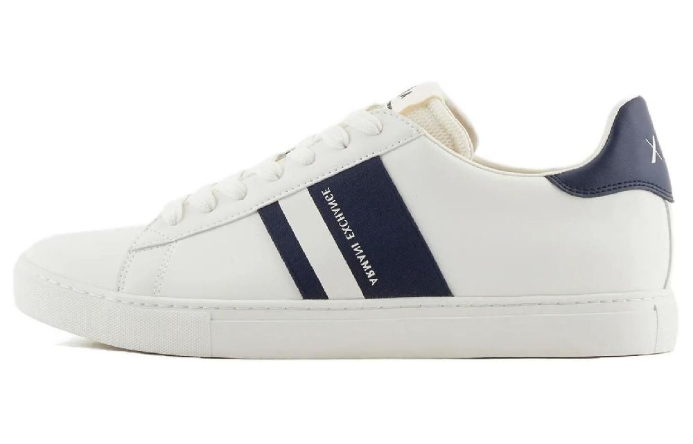 ARMANI EXCHANGEAE Low Top Skateboard Shoes Men's White