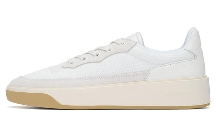 LACOSTE Low-Top Skateboard Shoes Men's Ecru