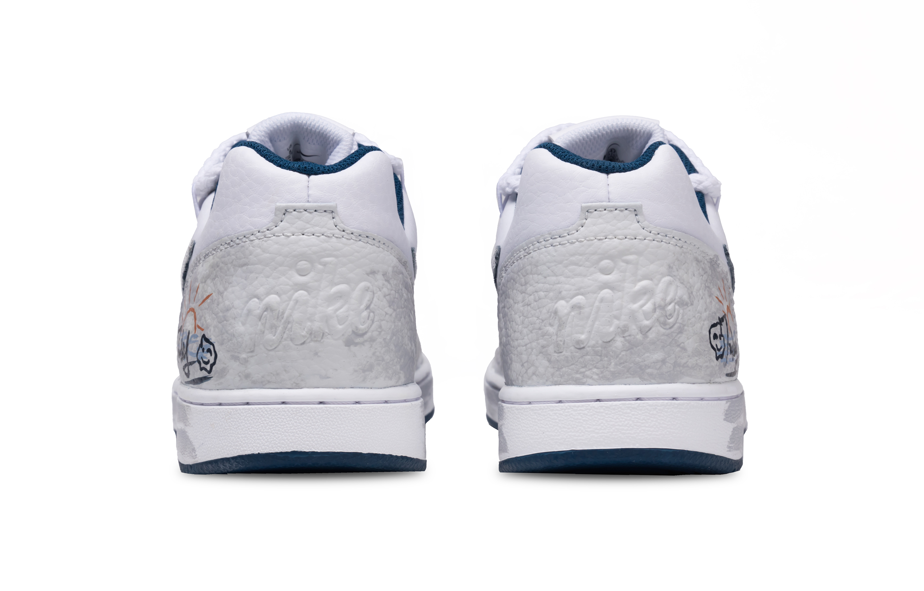 Nike EBERNON Rhapsody After The Rain Abrasion Resistant Low Top Skateboard Shoes Men's White Gray купить в интернет-магазине Yoocart с быстрой доставкой по России.